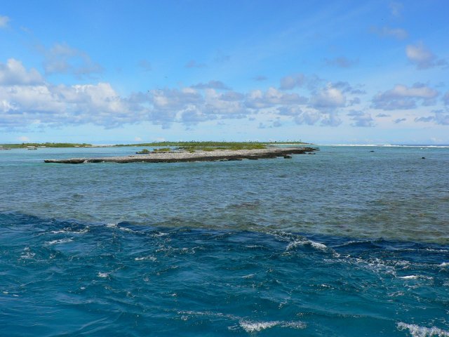 17- Le cote tribord de la passe 